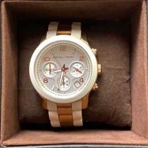 Michael Kors watch analog date auto winding